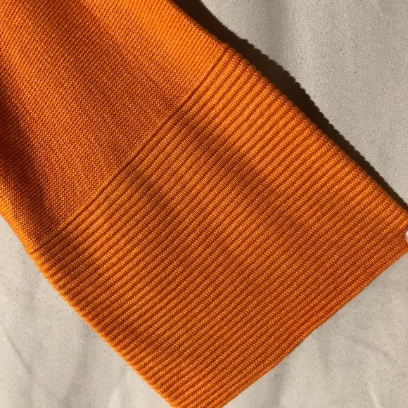 🎉HP🎉 EEUC ST. JOHN Sweater - Picture 3 of 8